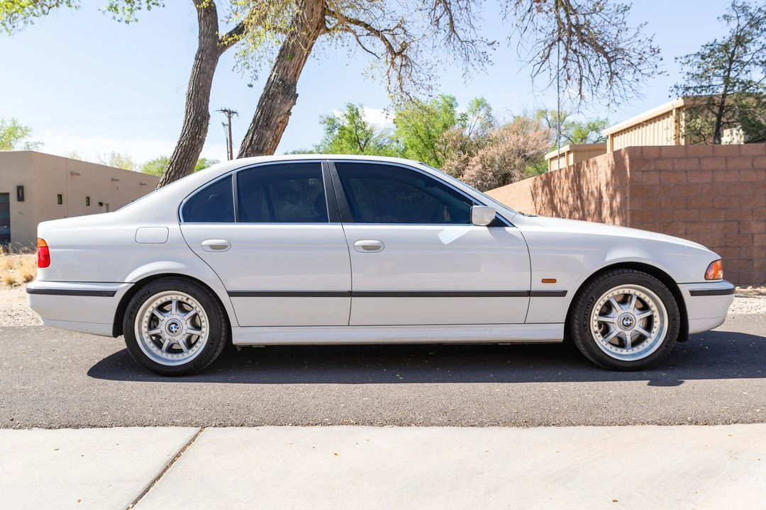 1997 BMW E39 540i - Image 6 of 31