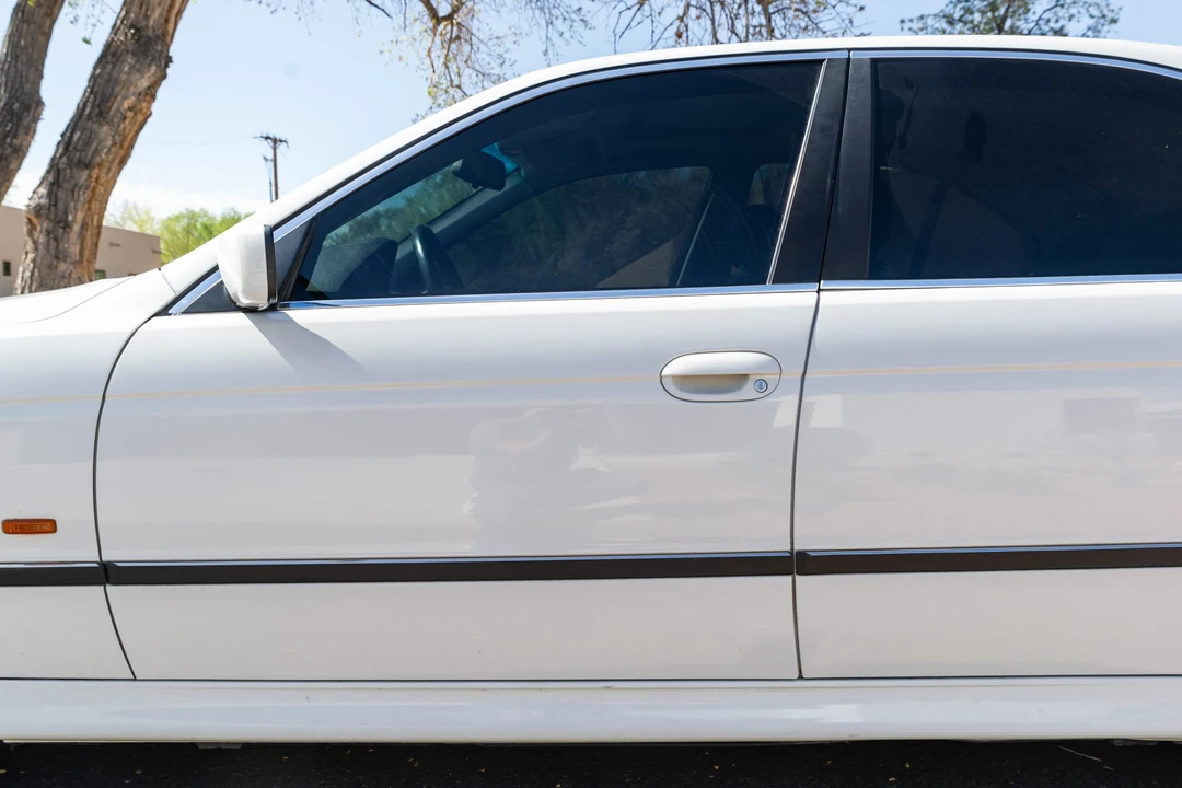 1997 BMW E39 540i - Image 14 of 31