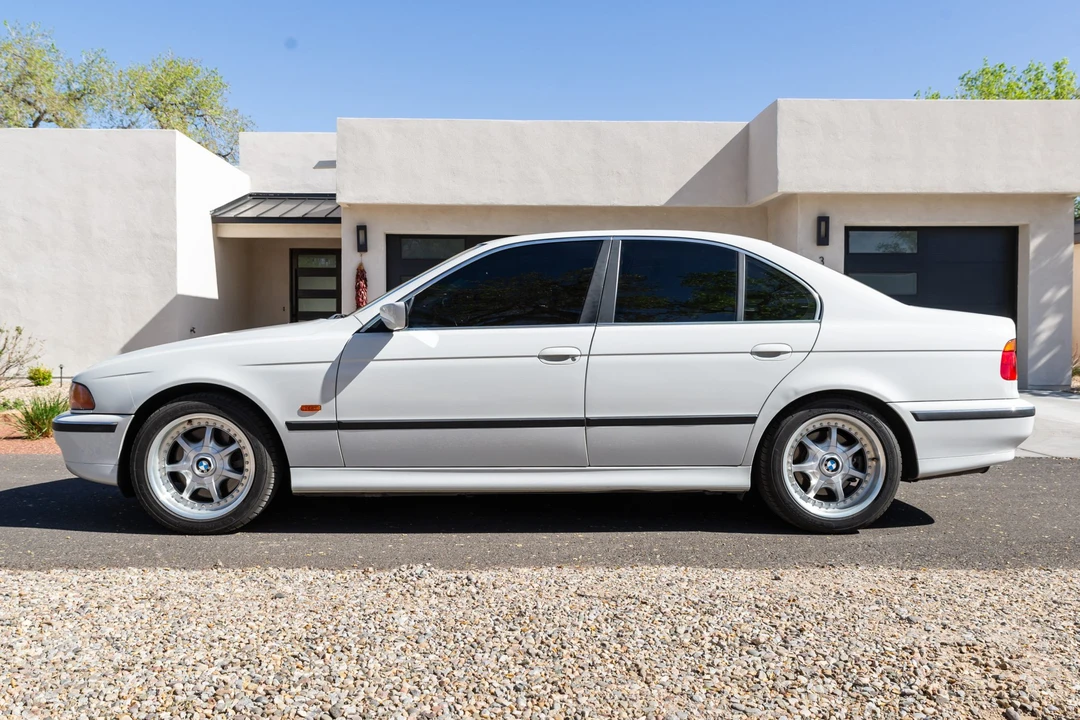 1997 BMW E39 540i - Image 2 of 31