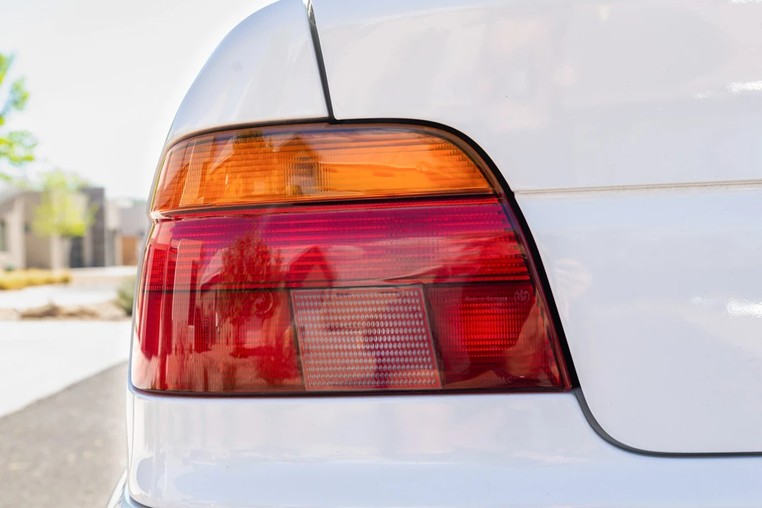 1997 BMW E39 540i - Image 23 of 31
