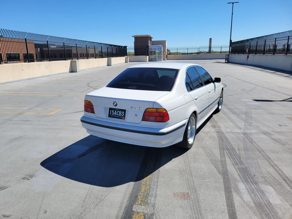 1997 BMW E39 540i - Image 16 of 31