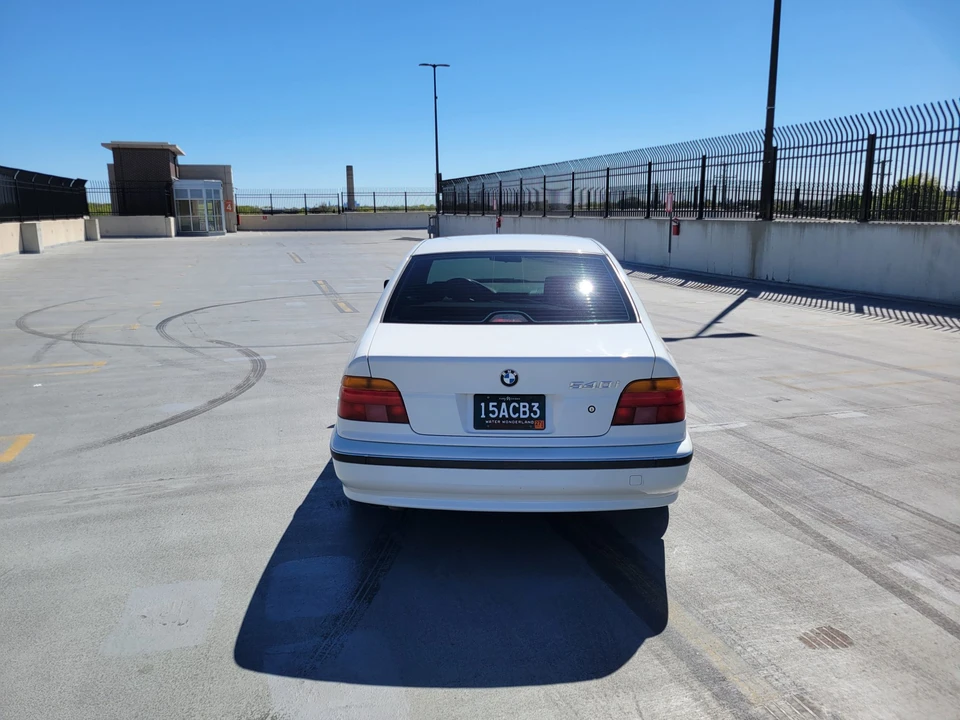 1997 BMW E39 540i - Image 18 of 31