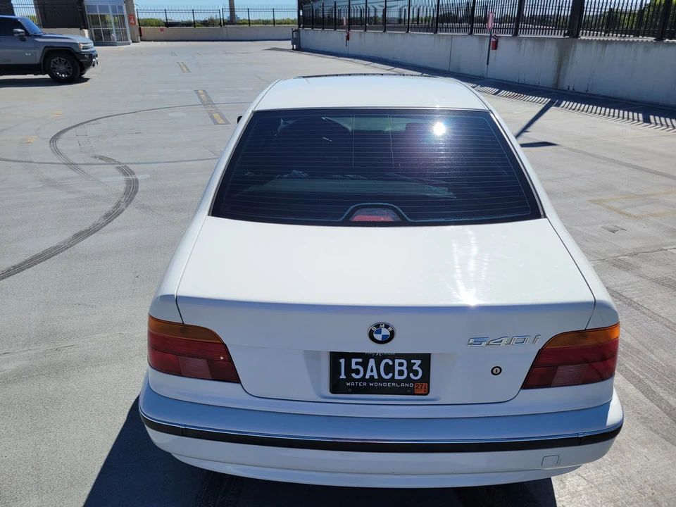 1997 BMW E39 540i - Image 19 of 31
