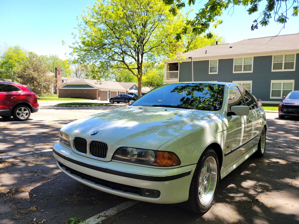 1997 BMW E39 540i - Image 29 of 31