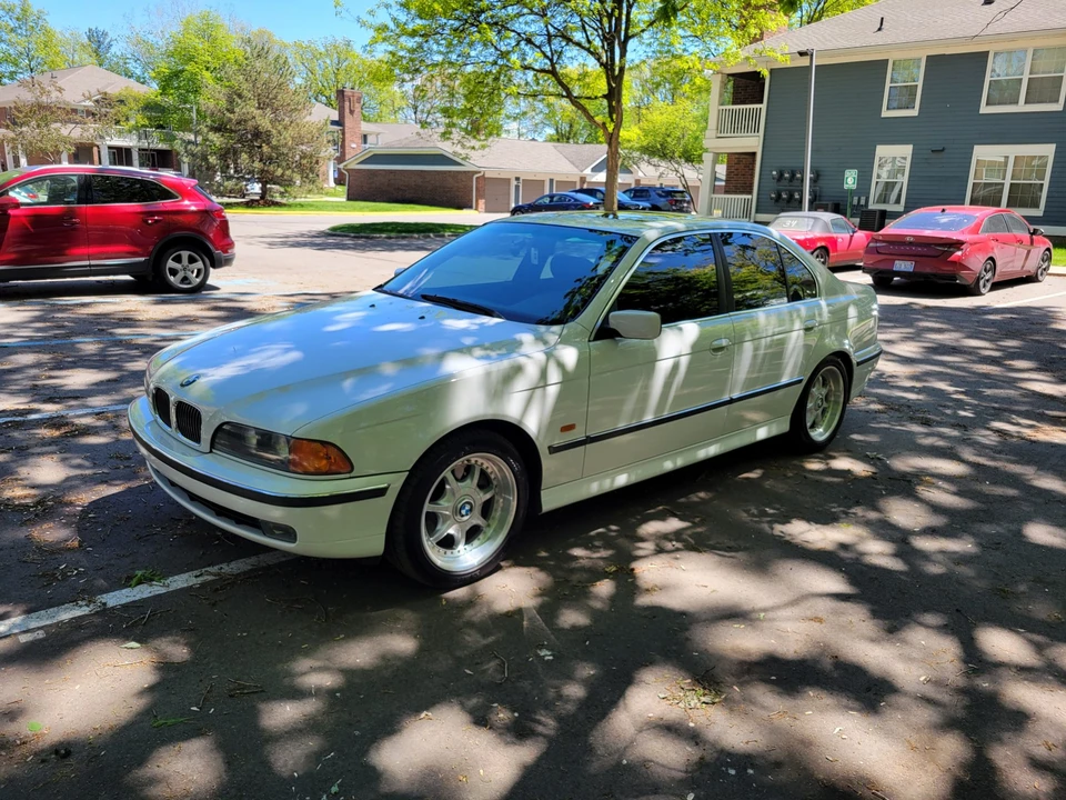 1997 BMW E39 540i - Image 28 of 31