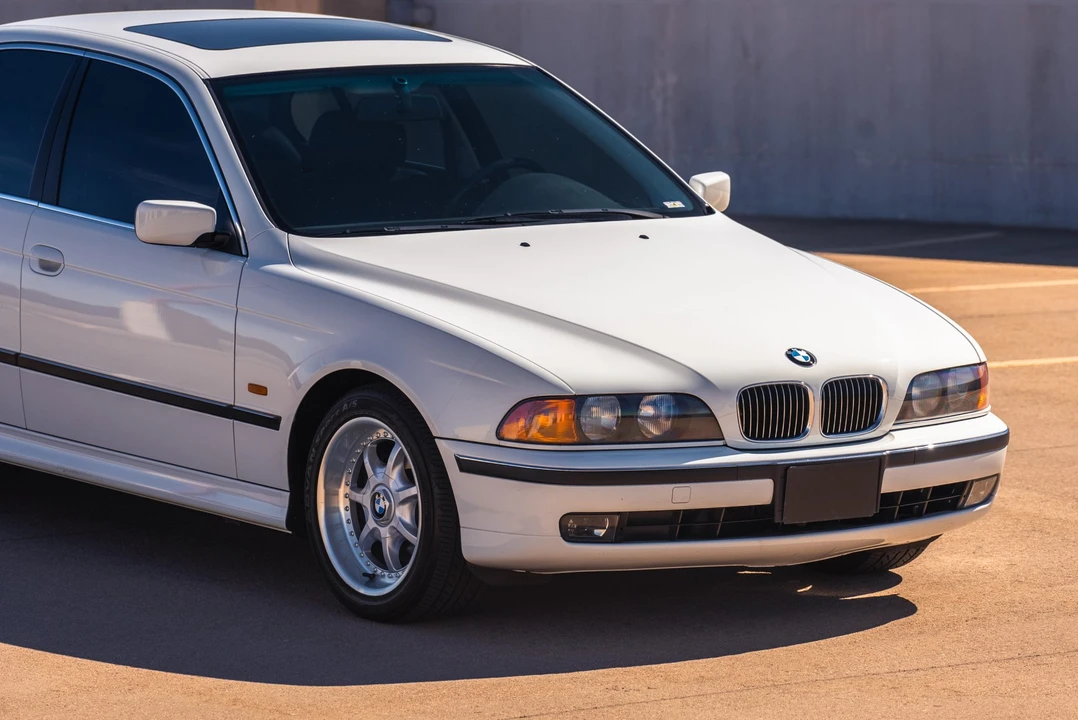 1997 BMW E39 540i - Image 17 of 31