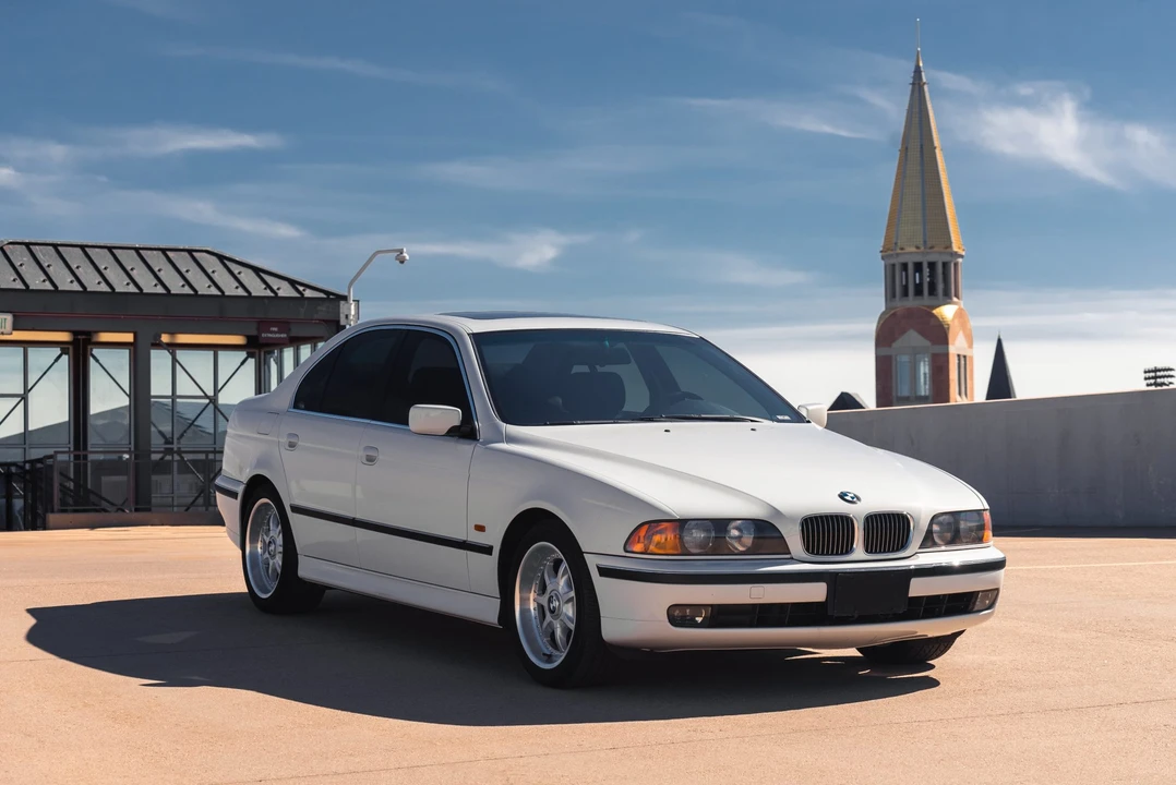1997 BMW E39 540i - Image 2 of 31