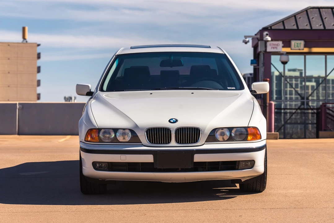 1997 BMW E39 540i - Image 8 of 31