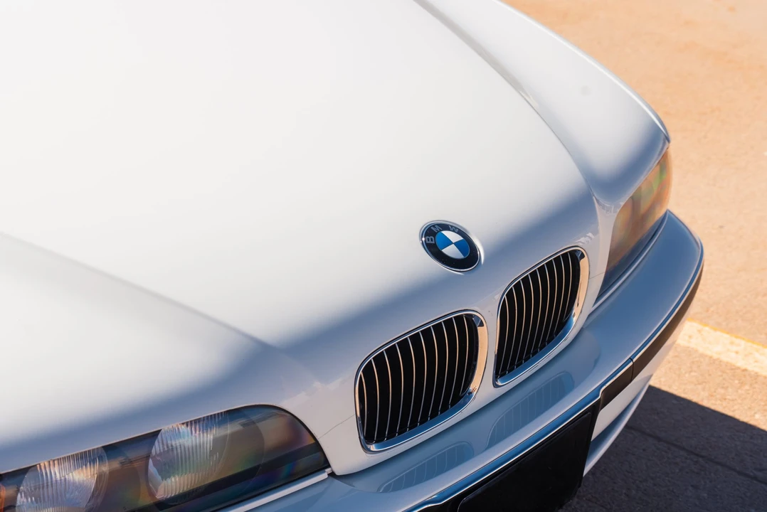 1997 BMW E39 540i - Image 28 of 31