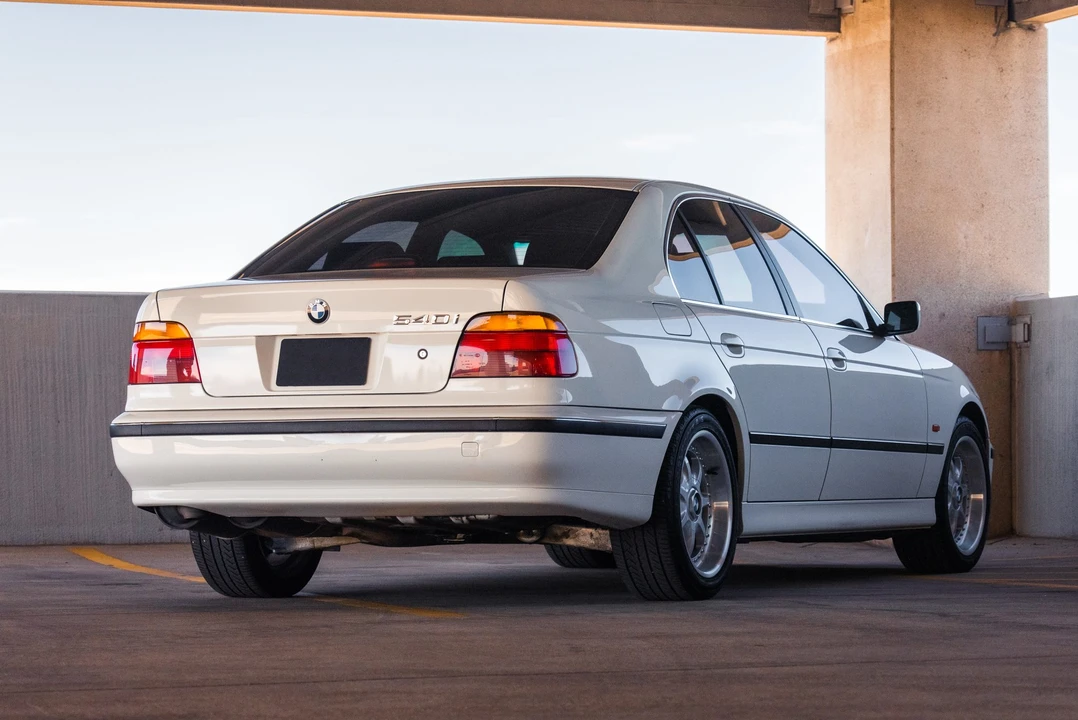 1997 BMW E39 540i - Image 15 of 31
