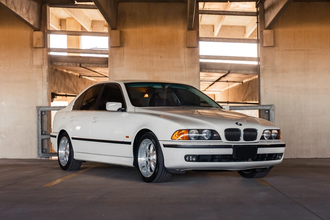 1997 BMW E39 540i - Image 16 of 31