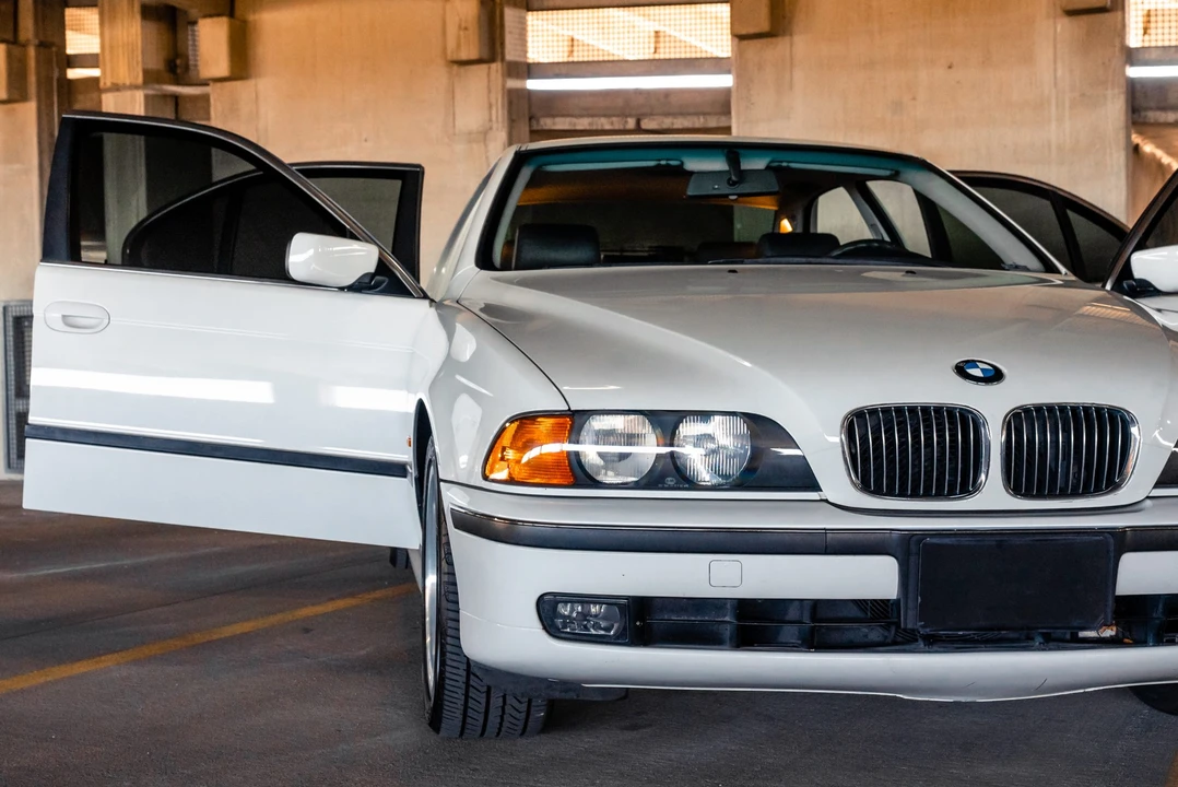 1997 BMW E39 540i - Image 22 of 31