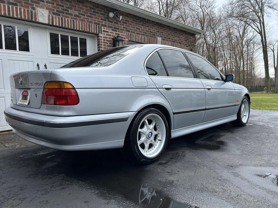 1997 BMW E39 540i - Image 10 of 31