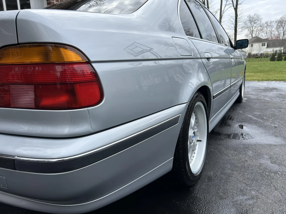 1997 BMW E39 540i - Image 30 of 31