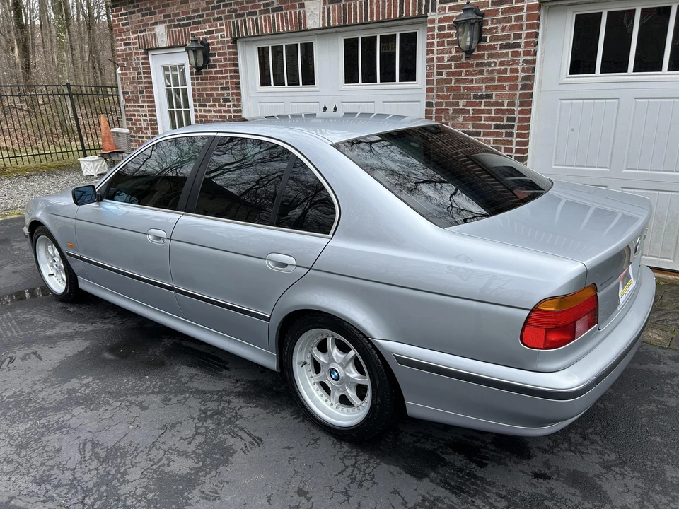 1997 BMW E39 540i - Image 14 of 31