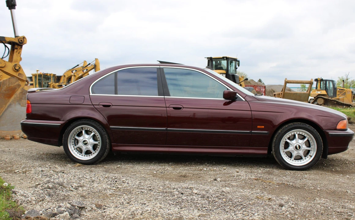 1997 BMW E39 540i - Image 21 of 31