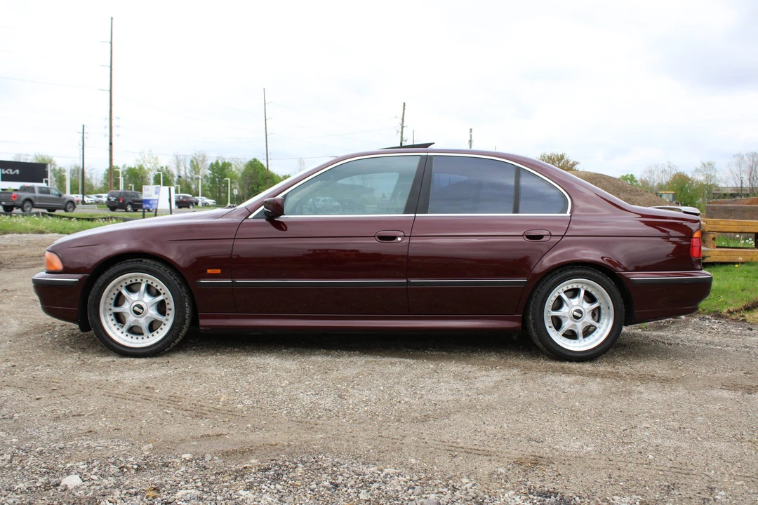 1997 BMW E39 540i - Image 9 of 31