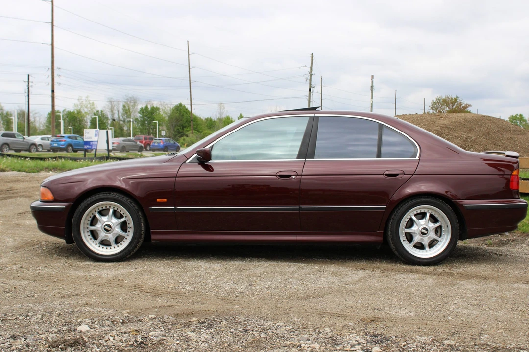 1997 BMW E39 540i - Image 8 of 31