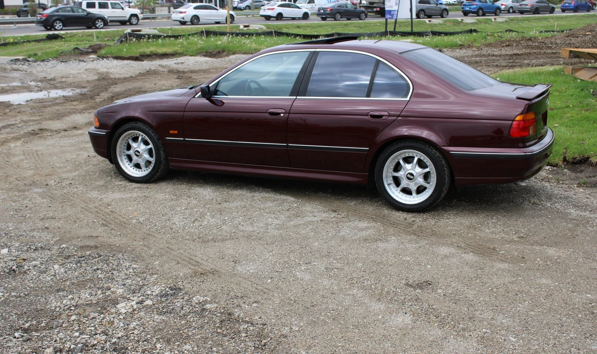 1997 BMW E39 540i - Image 12 of 31
