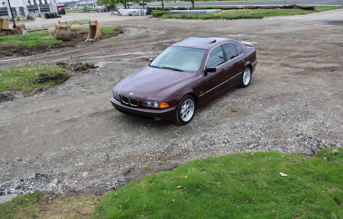 1997 BMW E39 540i - Image 2 of 31
