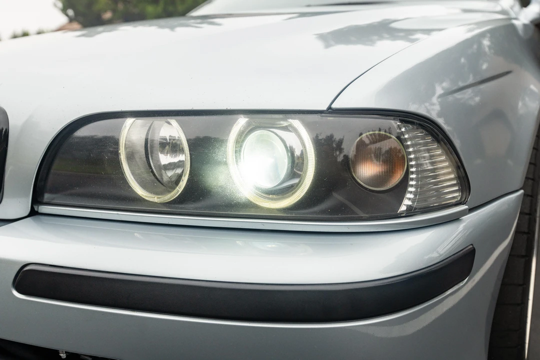1997 BMW E39 540i - Image 17 of 31