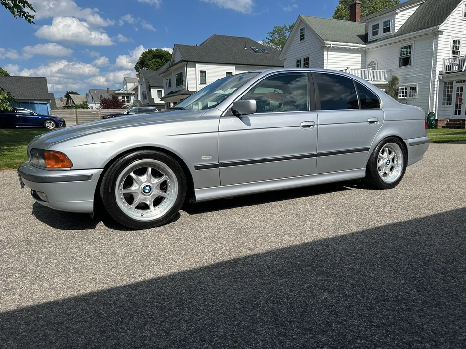 1997 BMW E39 540i - Image 8 of 31