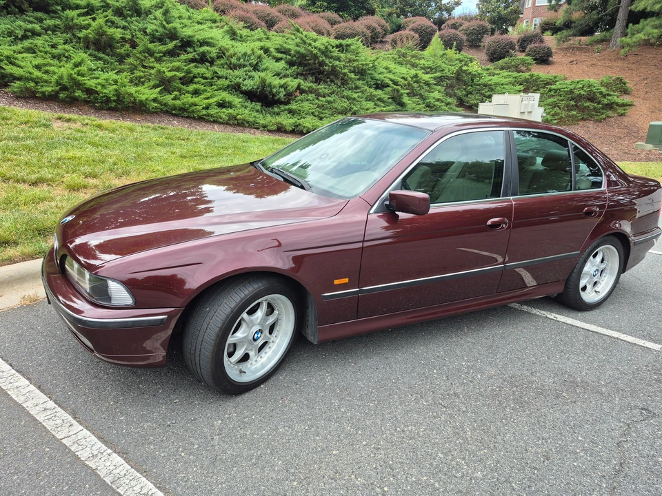 1997 BMW E39 540i - Image 11 of 31