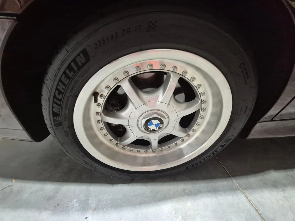 1997 BMW E39 540i - Image 30 of 31
