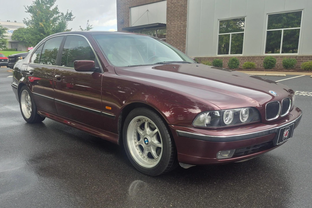 1997 BMW E39 540i - Image 2 of 31