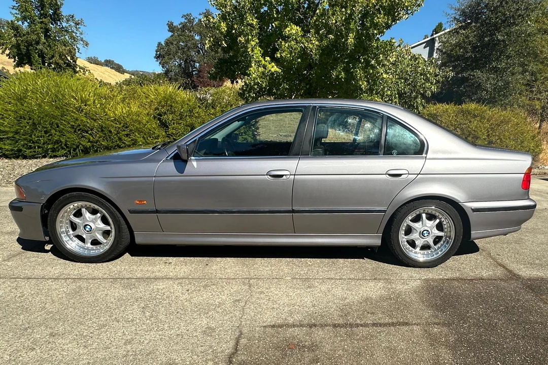 1997 BMW E39 540i - Image 3 of 31