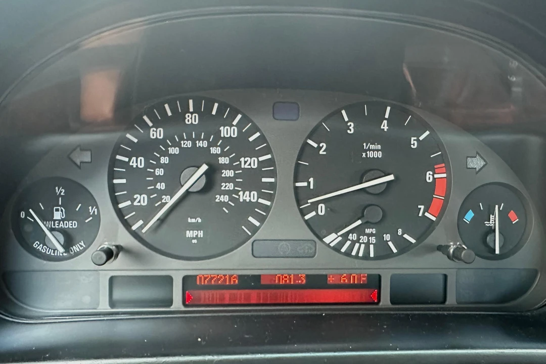 1997 BMW E39 540i - Image 29 of 31