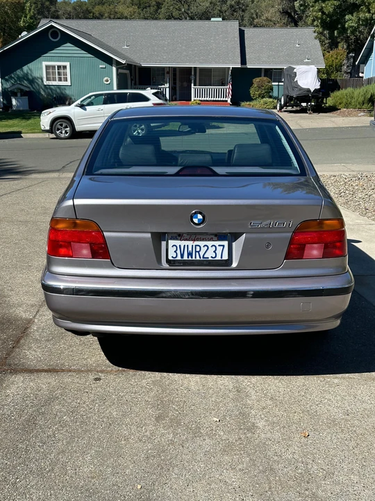 1997 BMW E39 540i - Image 10 of 31