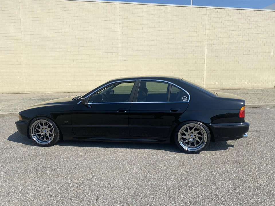 1997 BMW E39 540i - Image 17 of 31