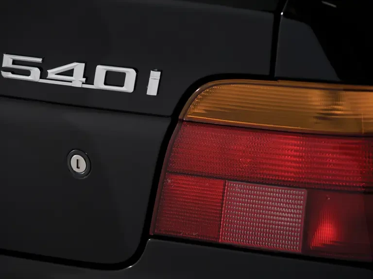1997 BMW E39 540i - Image 7 of 20