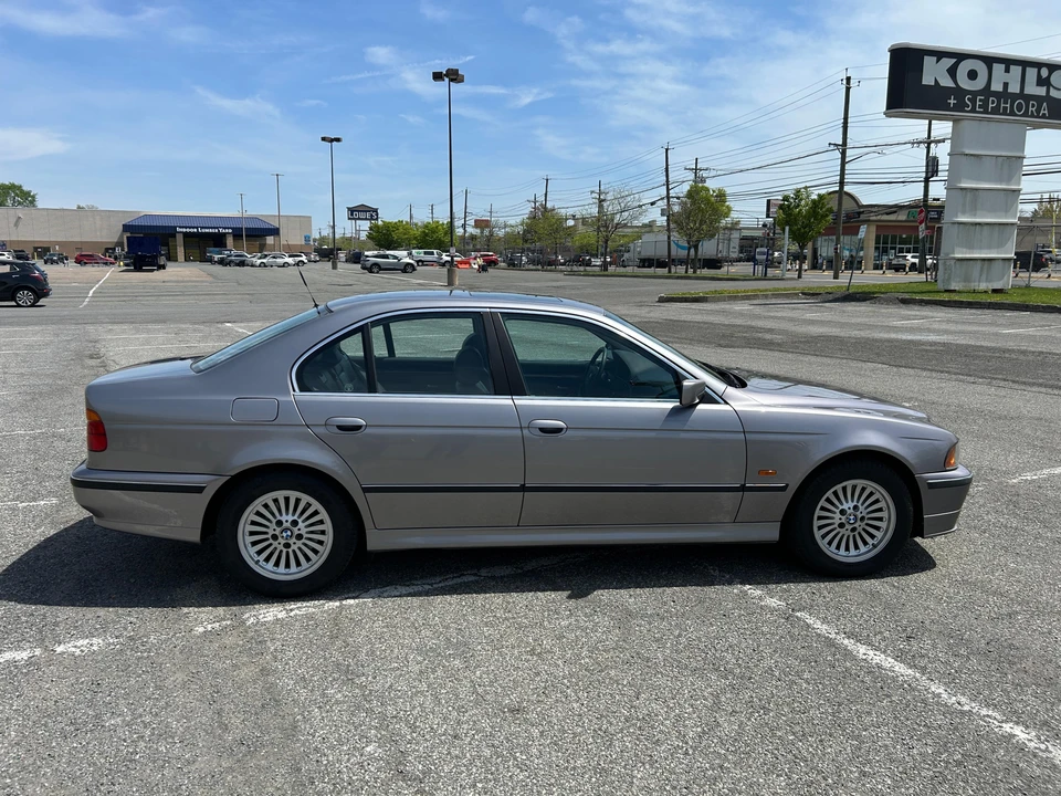 1997 BMW E39 540i - Image 14 of 31