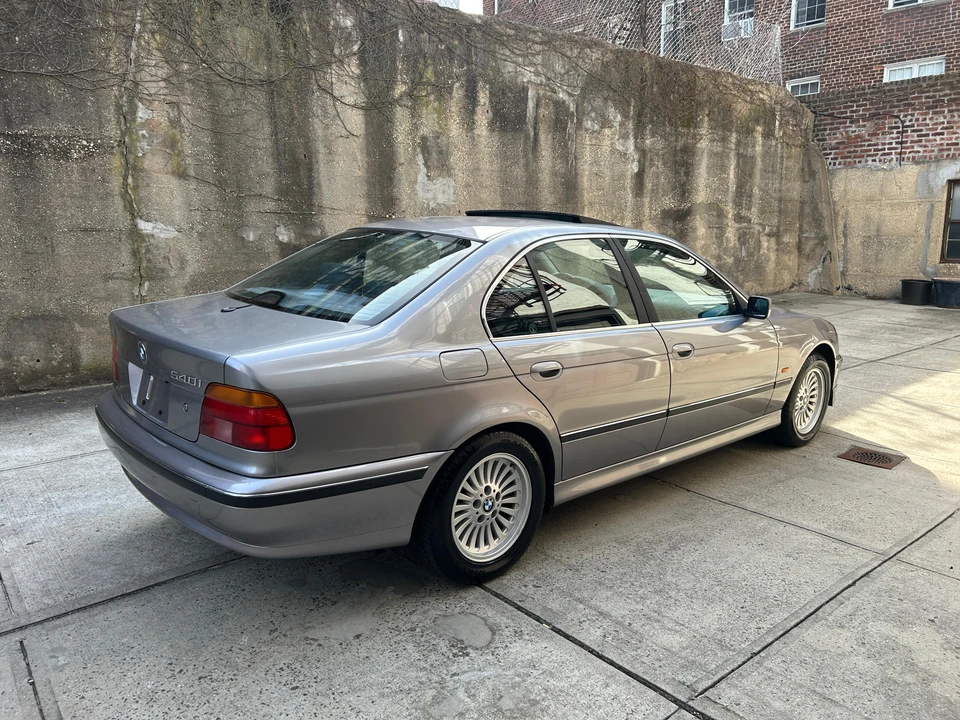 1997 BMW E39 540i - Image 13 of 31