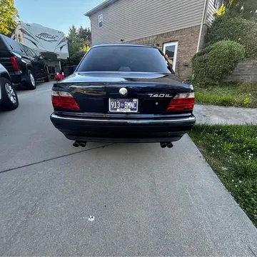 1997 BMW 740iL Sedan