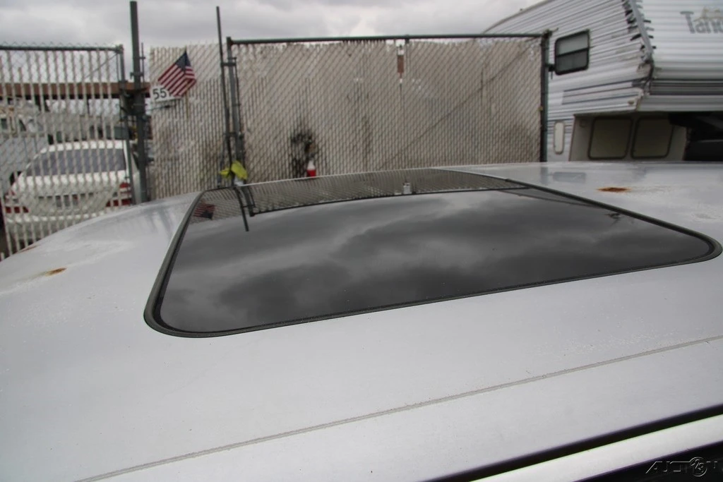 1997 BMW E38 7 Series - Image 12 of 21