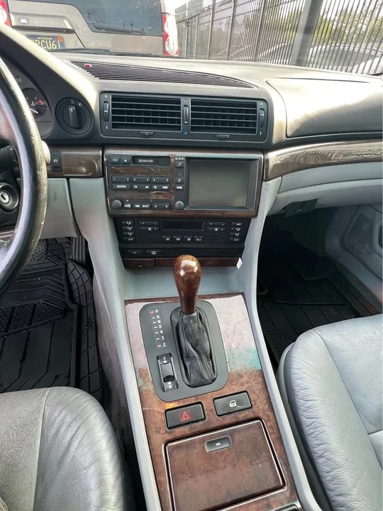 1997 BMW E38 7 Series - Image 17 of 19