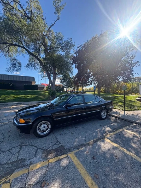 1997 BMW E38 7 Series - Image 2 of 11