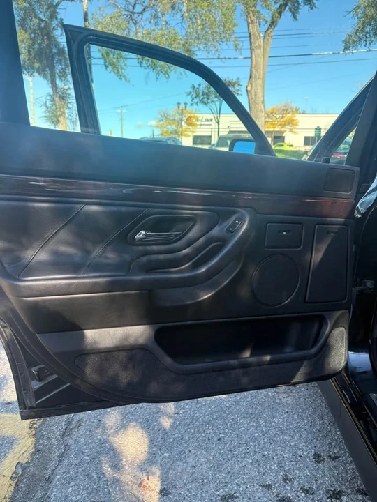 1997 BMW E38 7 Series - Image 10 of 11