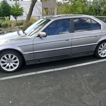1997 BMW 740i