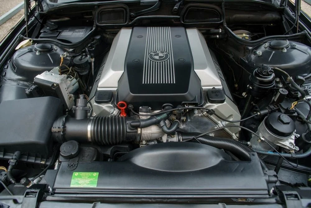 1997 BMW E38 7 Series - Image 19 of 21