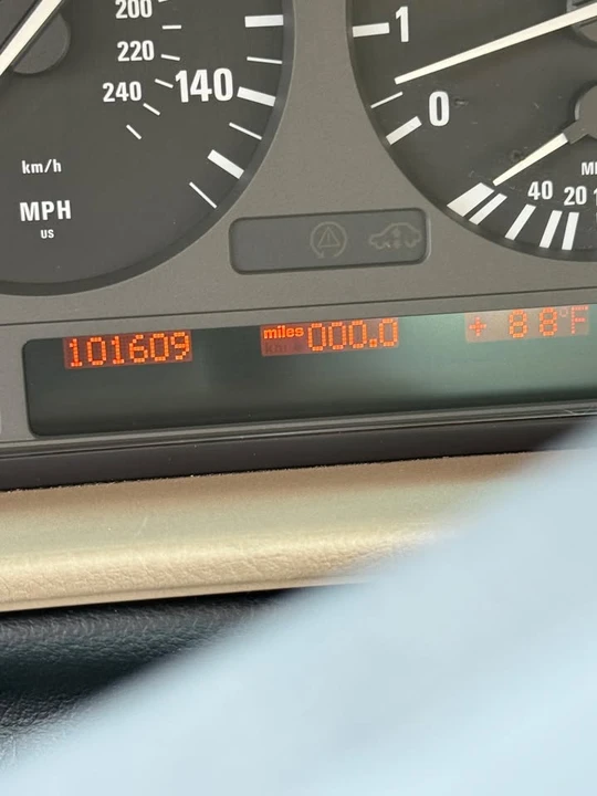 1997 BMW E38 7 Series - Image 8 of 10