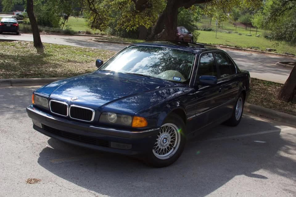 1997 BMW E38 7 Series - Image 2 of 10