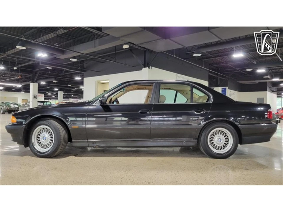 1997 BMW E38 7 Series - Image 2 of 31