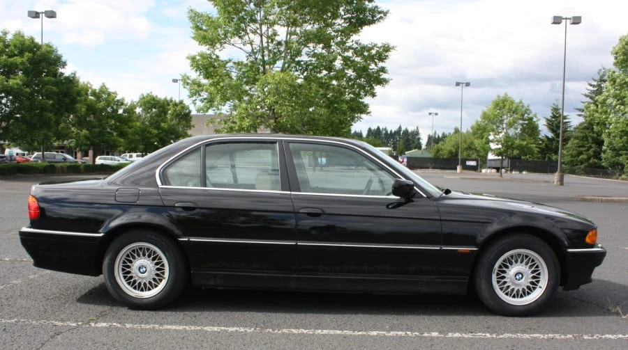 1997 BMW E38 7 Series - Image 8 of 10
