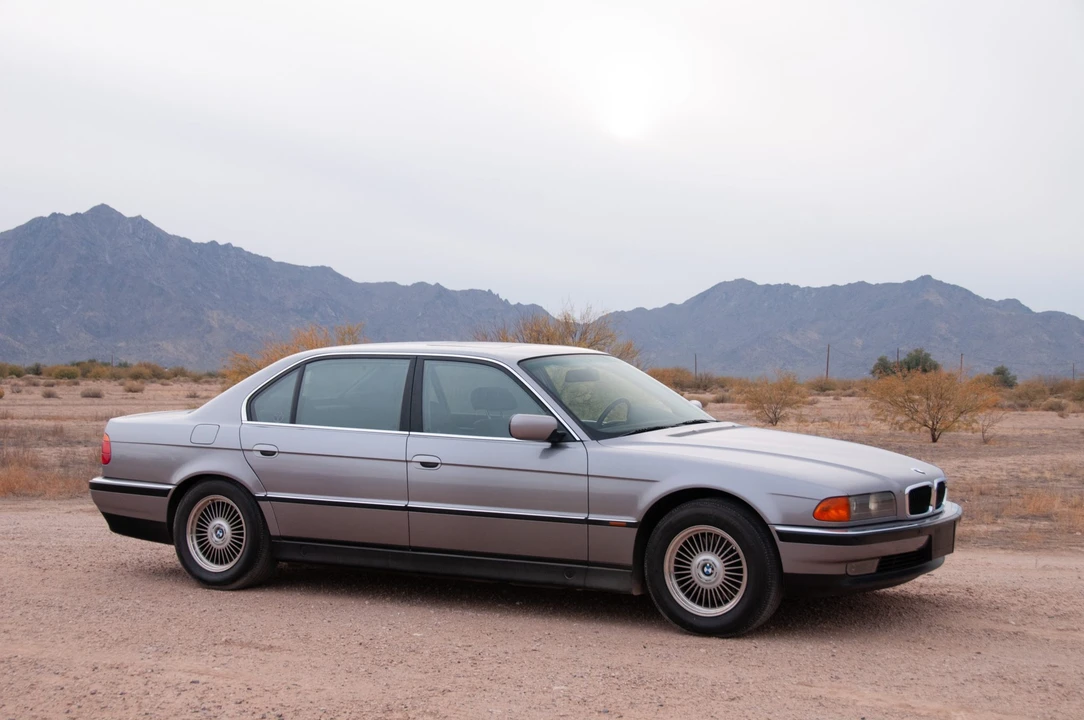 1997 BMW E38 7 Series - Image 11 of 31