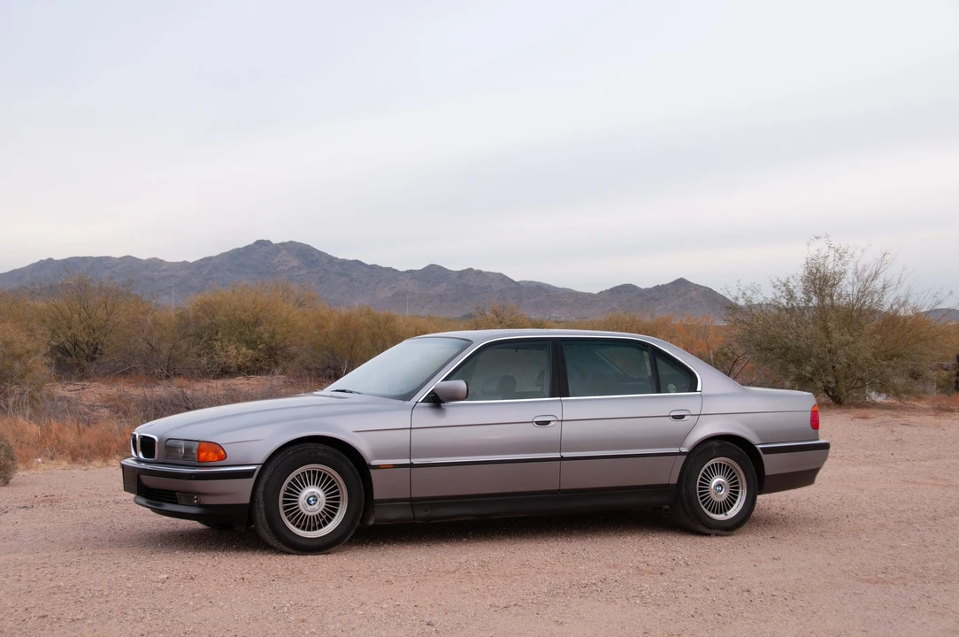 1997 BMW E38 7 Series - Image 2 of 31