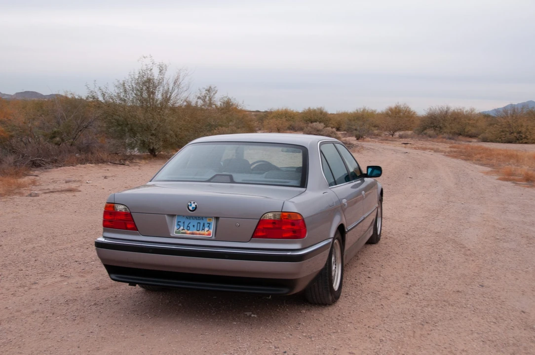 1997 BMW E38 7 Series - Image 19 of 31